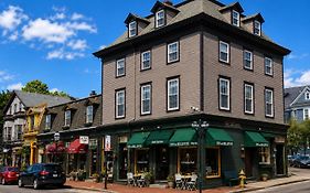 Inn On Bellevue (Adults Only)